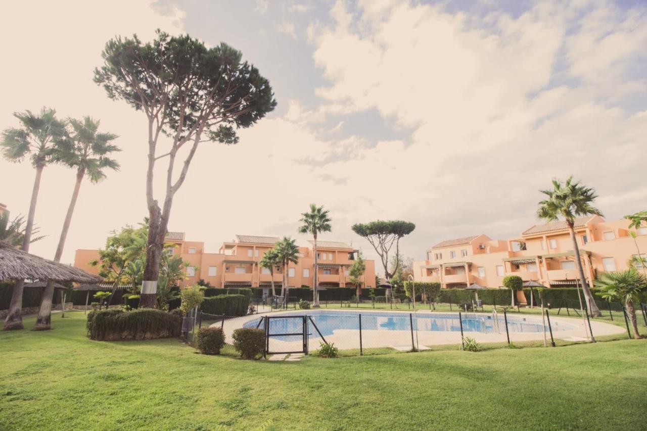 Apartamento Jardin Del Golf 2 Chiclana de la Frontera Luaran gambar